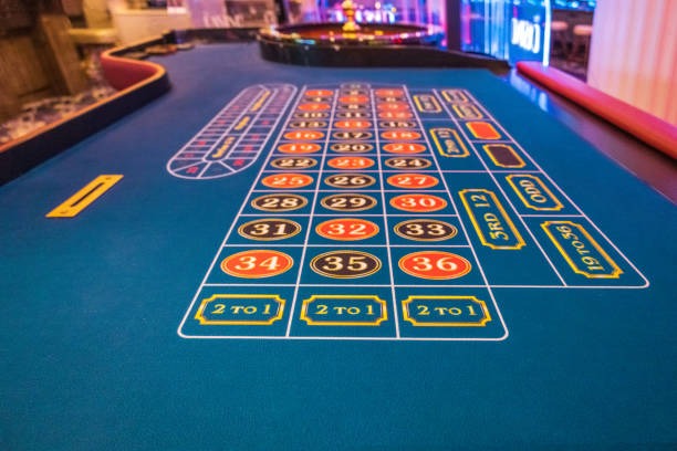 erabet mobile app interface showing sportsbook and casino sections